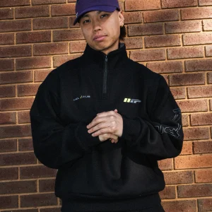 EMBLEM 1/4 ZIP BLACK