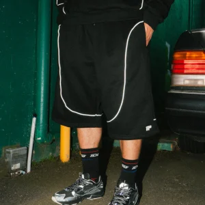 FLOWLINE PANEL SHORTS BLACK